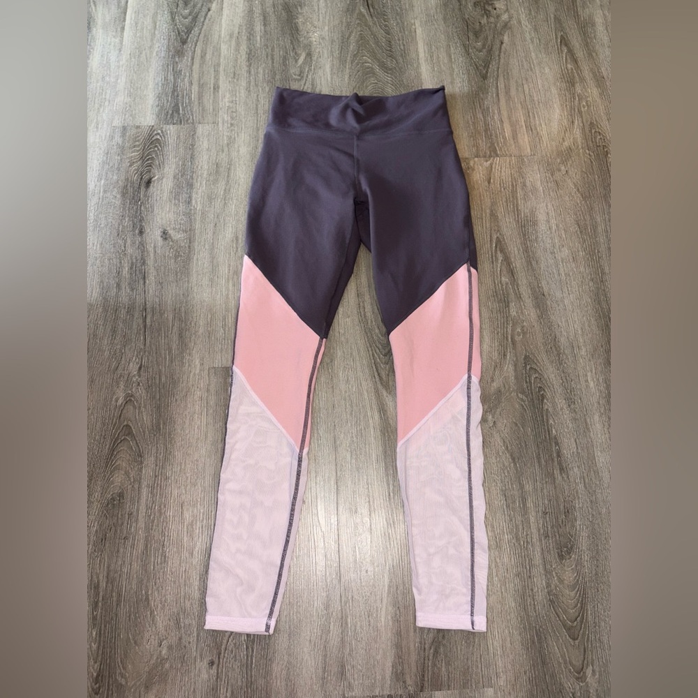 Fabletics - Grey Mesh Leggings